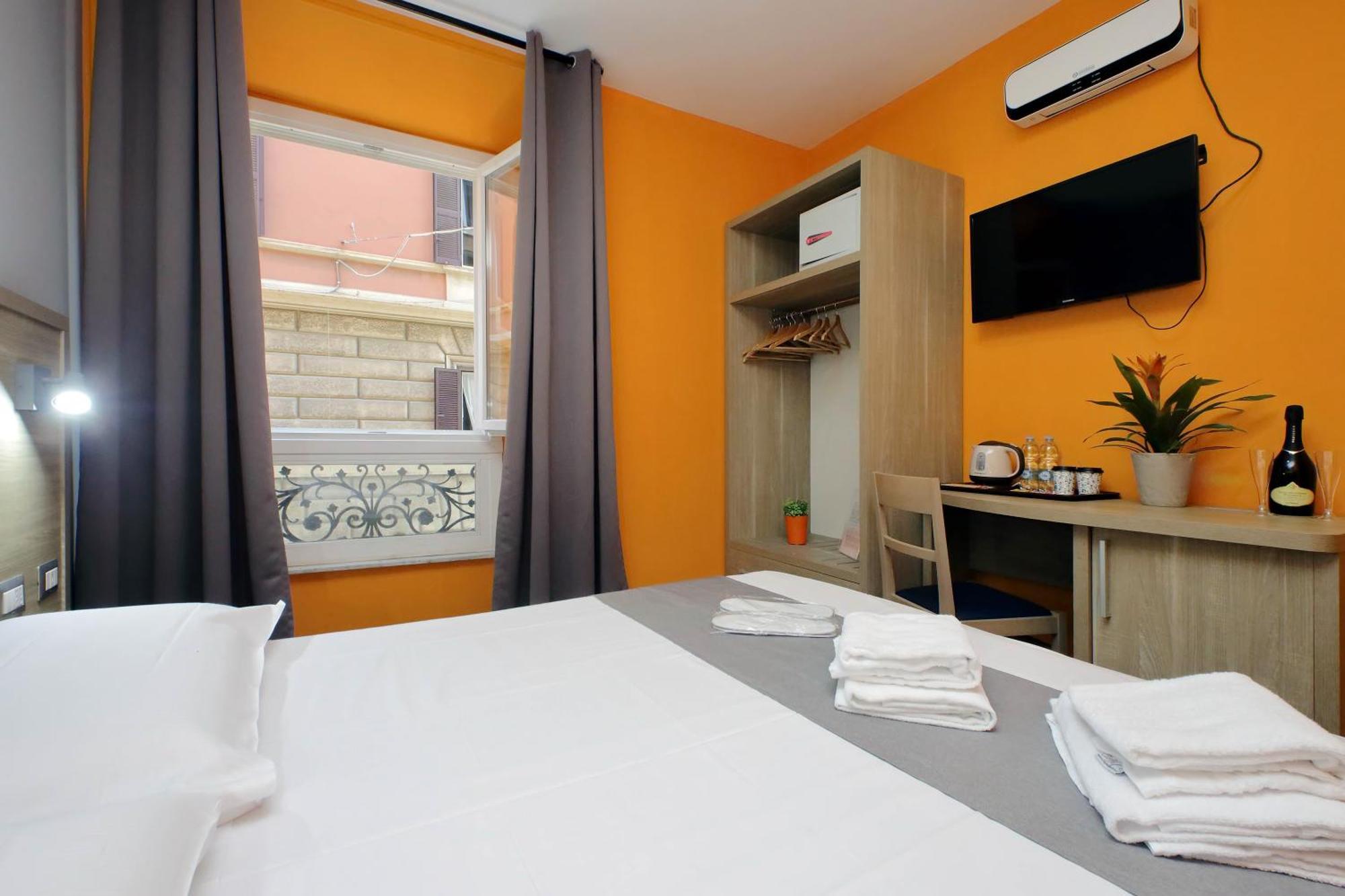 Lhg Comfy Rooms Roma Exterior foto